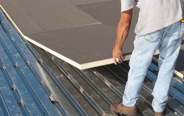 benefits of insulating Llanbister flat roofing